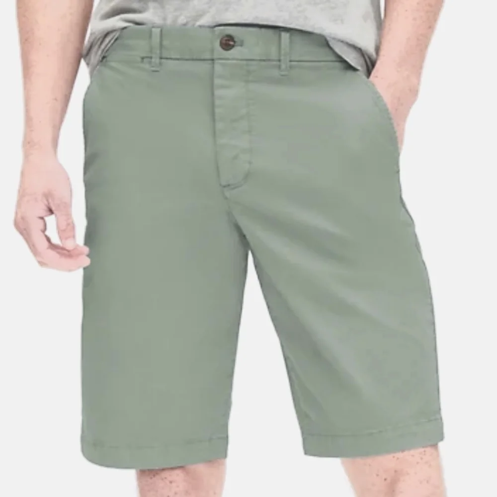 Men's Gap Green 8" Vintage Shorts. Size 32" Waist. NEW - Picture 1 of 2